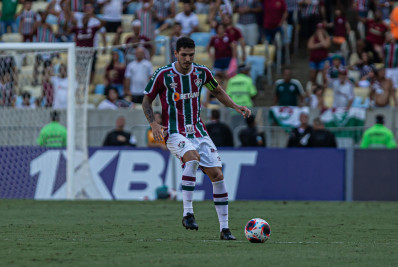 Nino comemora marca de 200 jogos pelo Fluminense: 'Representa muito para mim'