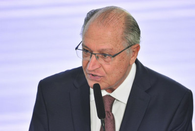 Alckmin: 'Não é possível ter taxa Selic de 13,75% não tendo inflação de demanda'