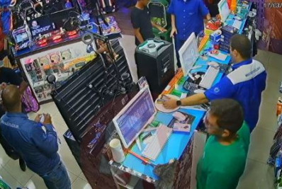 Polícia Civil investiga assalto em loja de eletrônicos em Magalhães Bastos