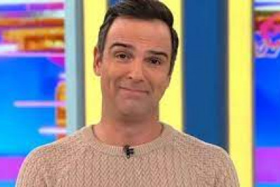 Tadeu Schmidt perde a paciência com Fred em jogo da discórdia