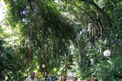 Alunos de escola municipalizada realizam plantio no Parque Saudade