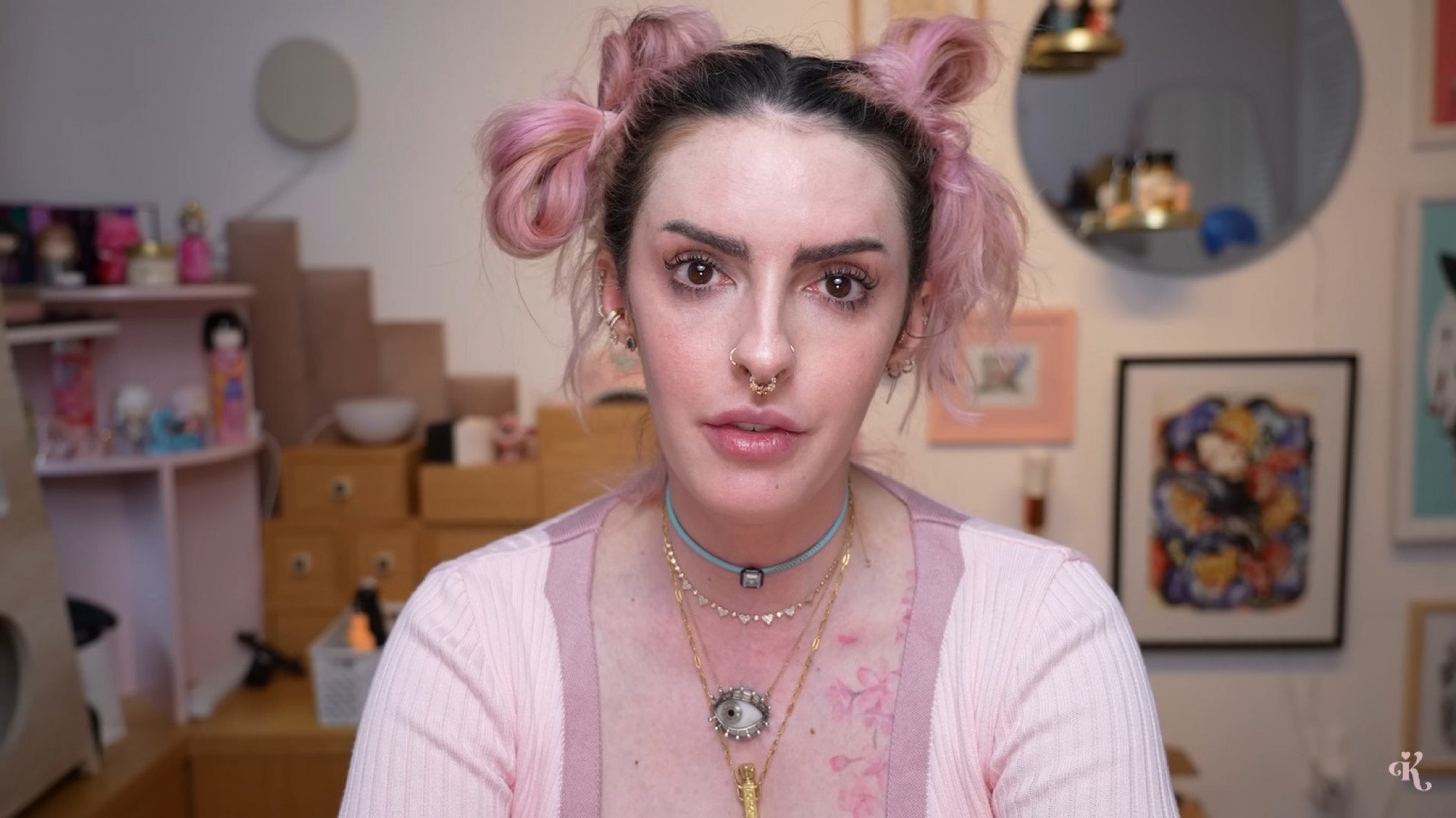 Influenciadora digital Karen Bachini revela que descobriu ser intersexo e detalha condição - Reprodução/YouTube