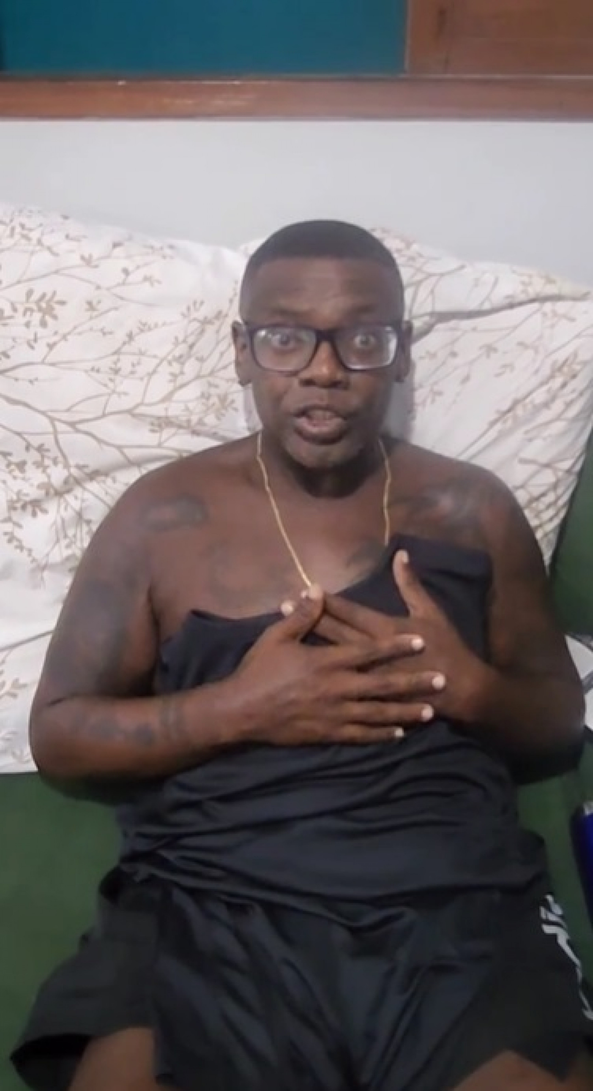 Famosos apoiam MC Marcinho após cantor expor demora na liberação de sua cirurgia  - Reprodução do Instagram