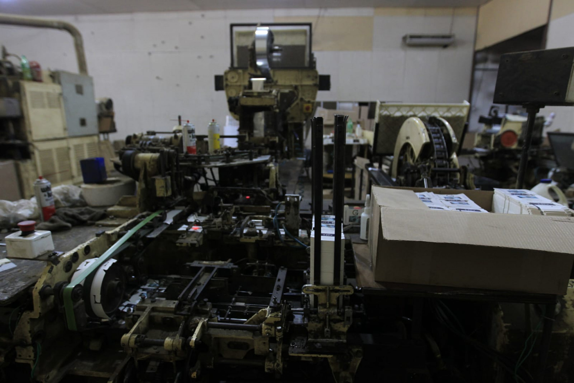 Paraguaios não tinham equipamentos de proteção e treinamento para operar as máquinas durante o trabalho - Reginaldo Pimenta/Agência O Dia