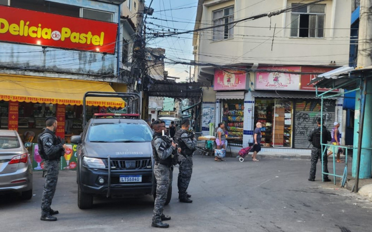 BPChq refor&ccedil;a policiamento ostensivo no Jacarezinho