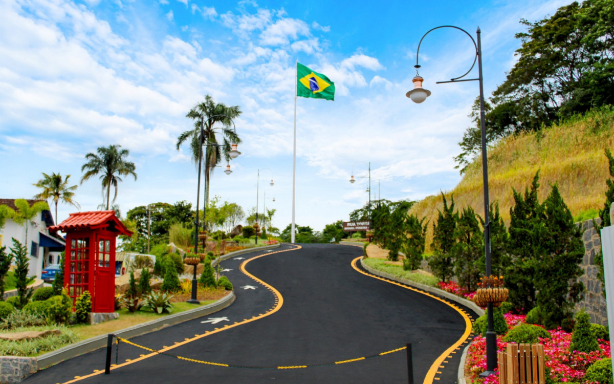 Rua Torta, Miguel Pereira 