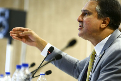 Museu Nacional será reinaugurado no 1º semestre de 2026, afirma ministro da Educação