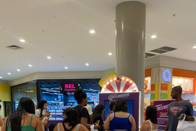 Semana do Consumidor movimenta comércio meritiense com descontos de até 90%