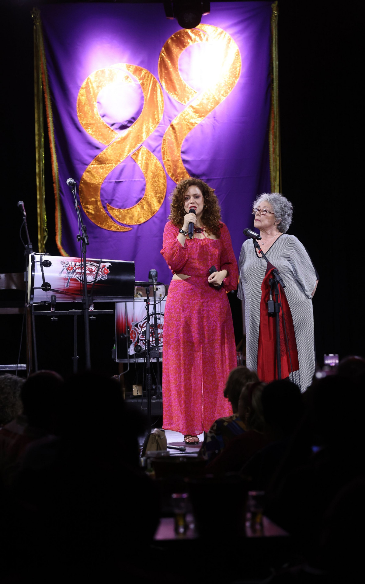 &Acirc;ngela Leal e Leandra Leal