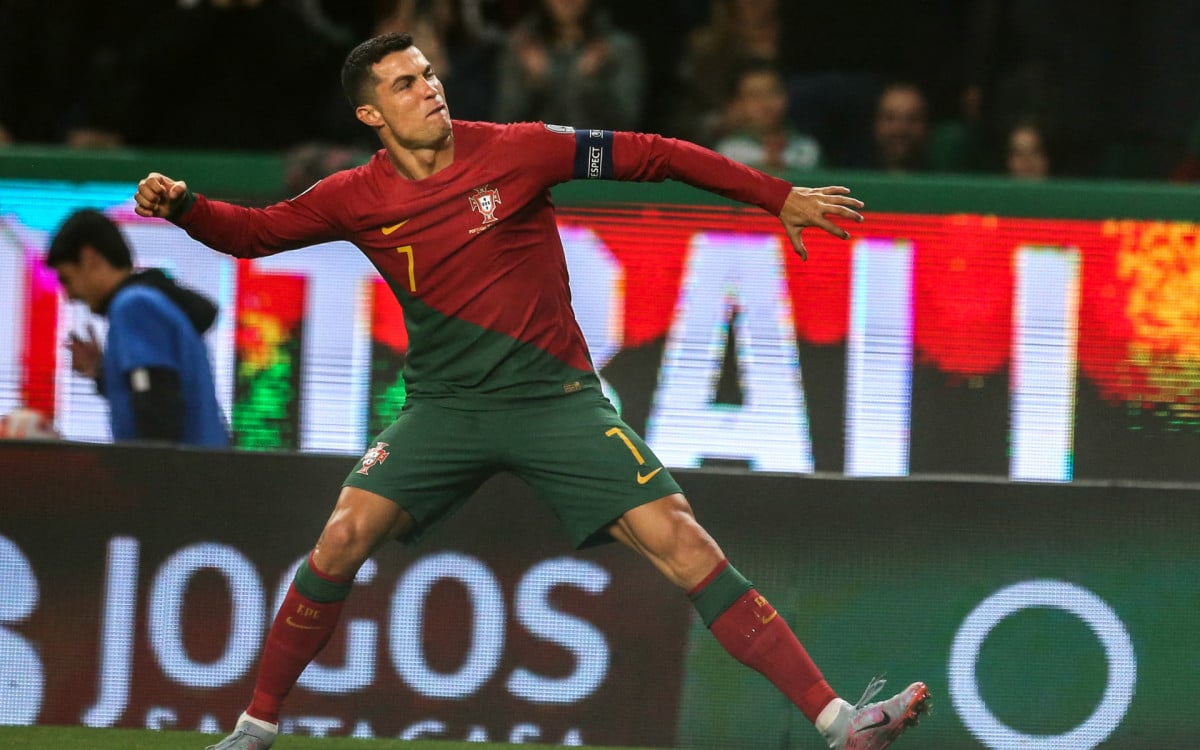 Cristiano Ronaldo fez dois gols na goleada de Portugal sobre Lichtenstein