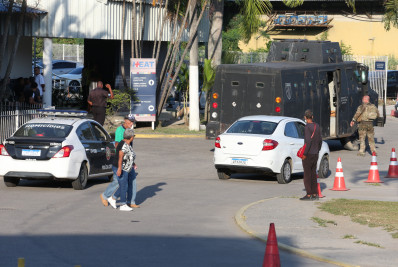 Operação em São Gonçalo fecha seis escolas no 1º dia de volta às aulas