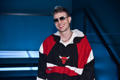 Leo Picon encena queda e web compara atuação com a da irmã, Jade