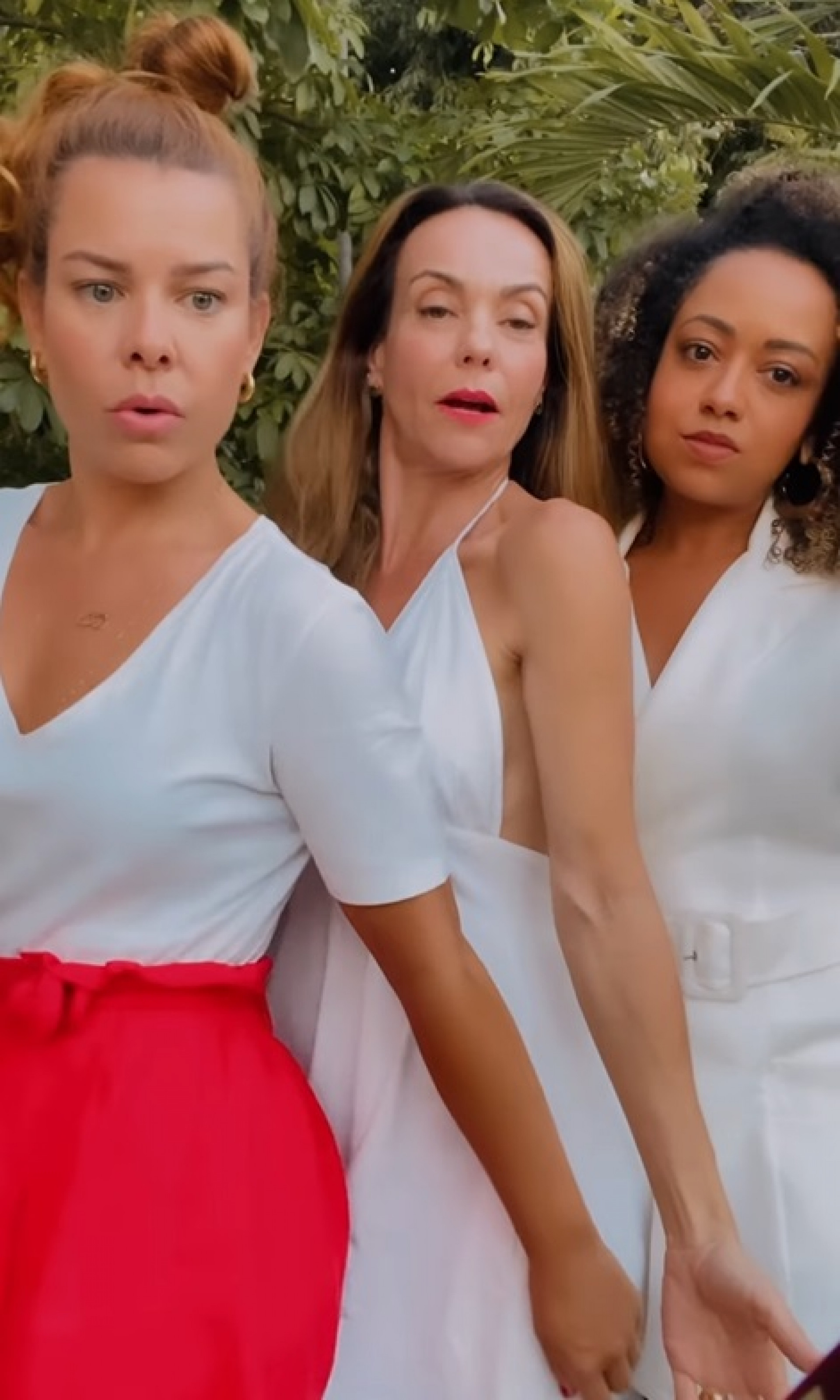 Fernanda Souza, Flávia Monteiro e Aretha Oliveira recriam foto de 1998 - Reprodução do Instagram