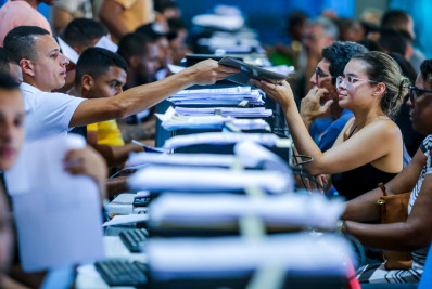 Mais de 500 inspetores são admitidos no último dia de assinatura da Educação de Belford Roxo