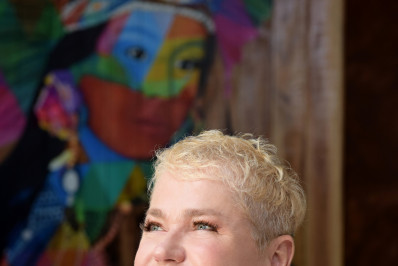 Relembre momentos marcantes da carreira de Xuxa, que completa 60 anos