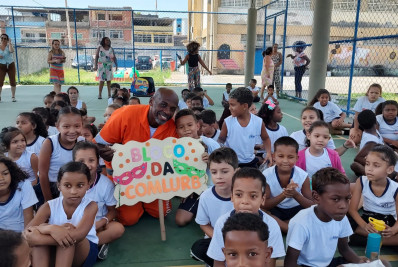 Garis viram educadores em ações de conscientização nas escolas