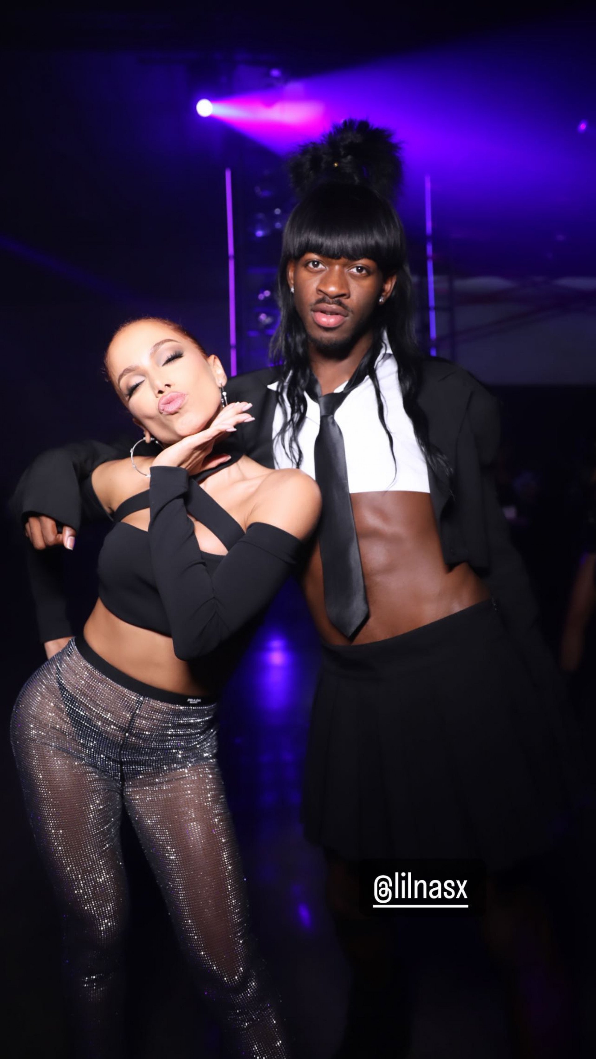 Anitta posou com o rapper Lil Nas X em sua festa de aniversário, em São Paulo - Reprodução/Instagram