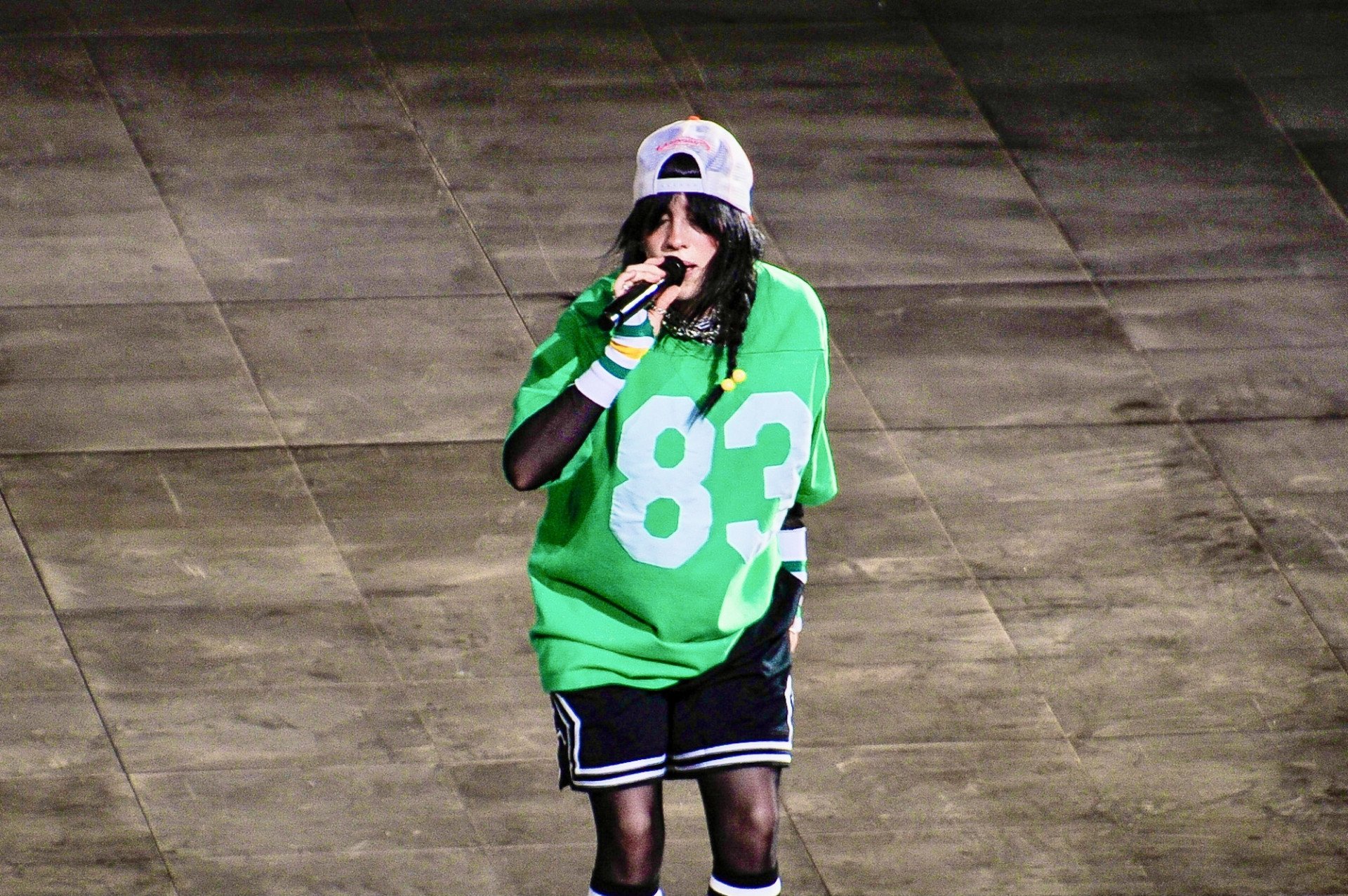 Billie Eilish canta no palco do Lollapalooza - Eduardo Martins / Agnews