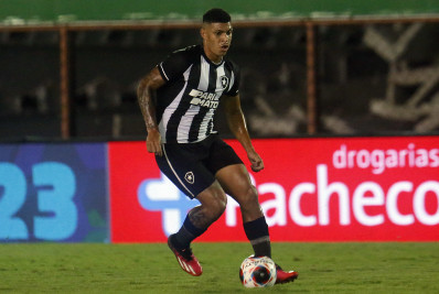 Luis Henrique, do Botafogo, cresce de produção e pode consolidar volta por cima diante da Portuguesa