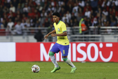 Andrey Santos, do Vasco, comemora estreia pela Seleção: 'Experiência incrível'