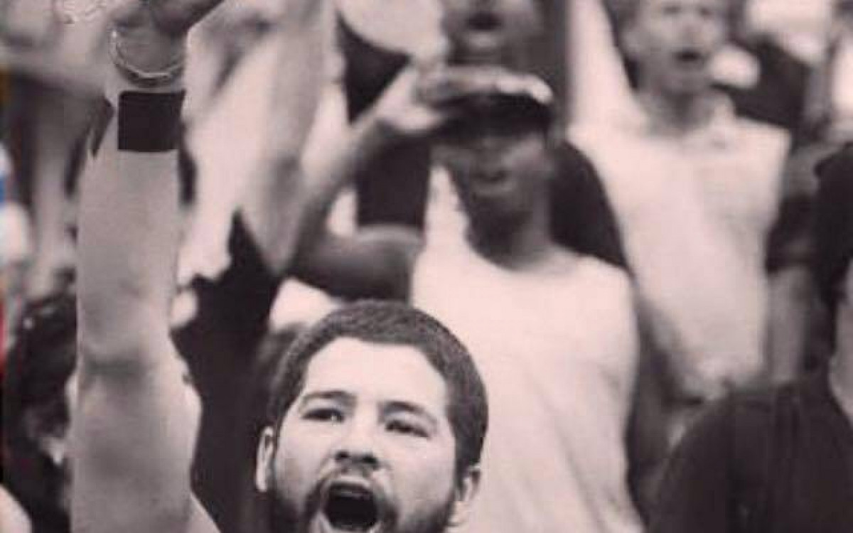  Luiz Carlos Rendeiro J&uacute;nior, o Game Over, ficou conhecido durante os protestos que aconteceram no Rio ao longo de 2013 e 2014
