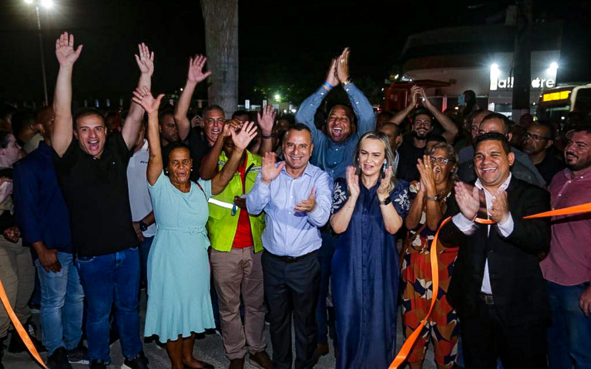 Waguinho e Daniela Carneiro inauguram oficialmente a sede da Prefeitura de Belford Roxo