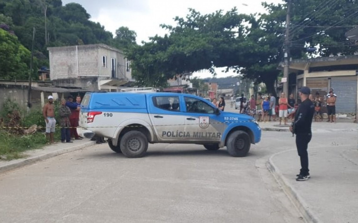 As a&ccedil;&otilde;es foram iniciadas pelos policiais militares do 39&ordm; BPM, que isolaram a &aacute;rea na Avenida S&atilde;o Bento