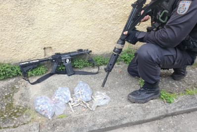 Vila Kennedy tem manhã de troca de tiros durante operação da Polícia Militar