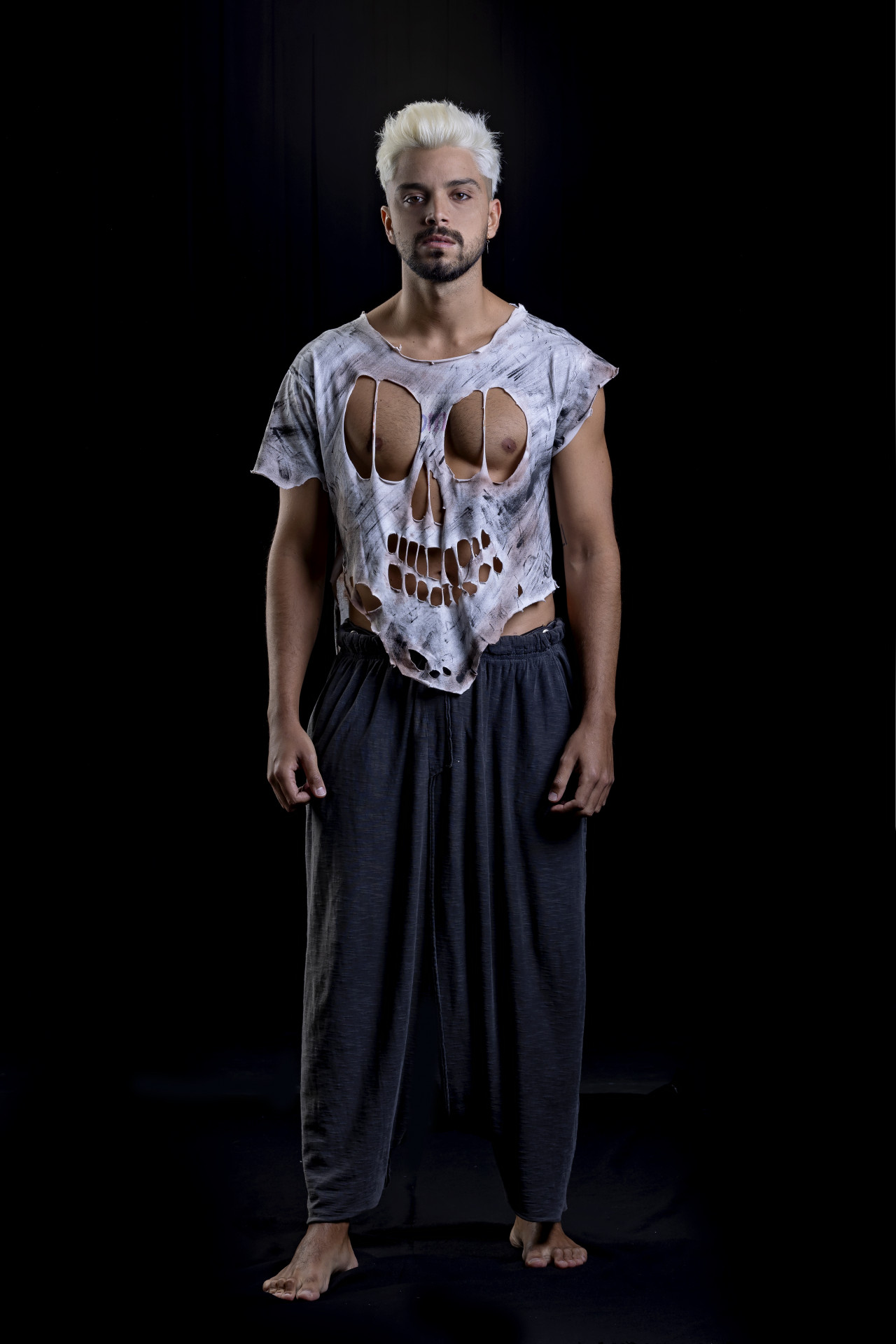 Rodrigo Simas está em cartaz no Rio com a peça 'Prazer, Hamlet' - Divulgação/Ronaldo Gutierrez