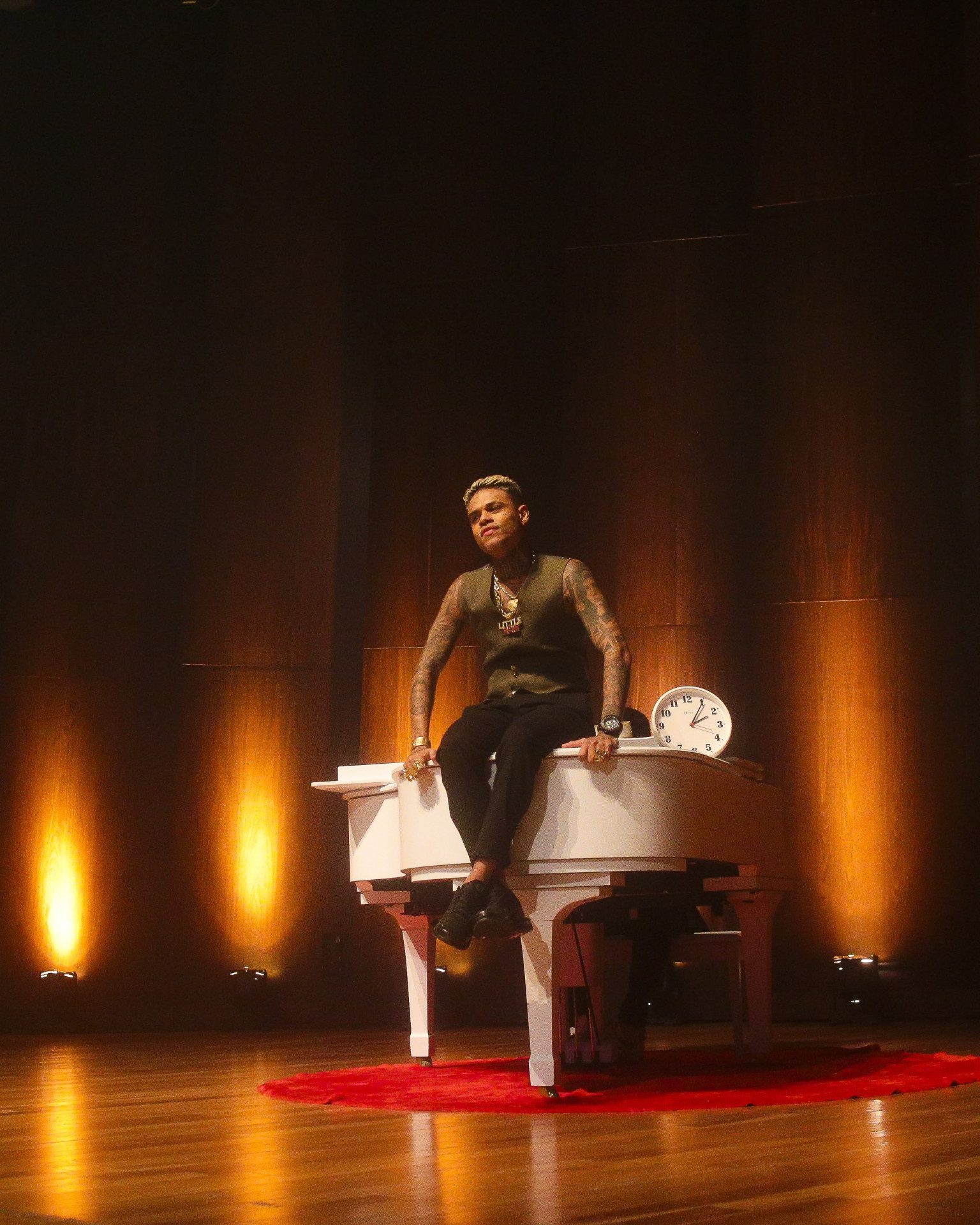 O artista conta que ficou fascinado ao ouvir, pela primeira vez, a cantora brit&acirc;nica Amy Winehouse 