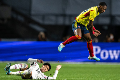 Com participação de Arias nos gols, Colômbia vence o Japão