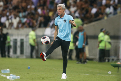 Comentarista da Globo aborda dificuldade ofensiva do Botafogo e vê Brasileirão como 'boa notícia'