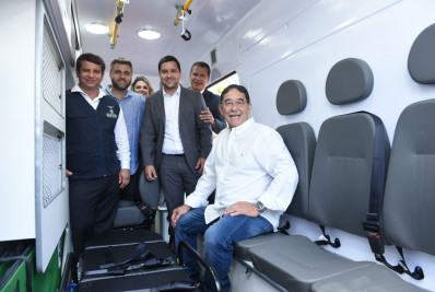 Nove ambulâncias do Samu reforçam frota do município que terá também Clínica de Hemodiálise