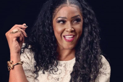 Fim de Semana: Flavia Saolli comanda roda de samba; Os Saltimbancos