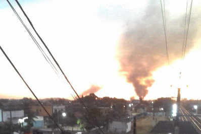 Criminosos ateiam fogo em ônibus na Vila Aliança para atrapalhar operações da PM