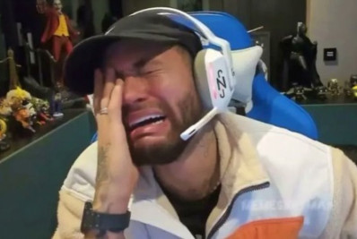 Maré de azar! Neymar perde mais de R$5 milhões em jogo de pôquer