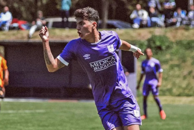 Defensor, do Uruguai, confirma empréstimo do filho de Loco Abreu ao Botafogo