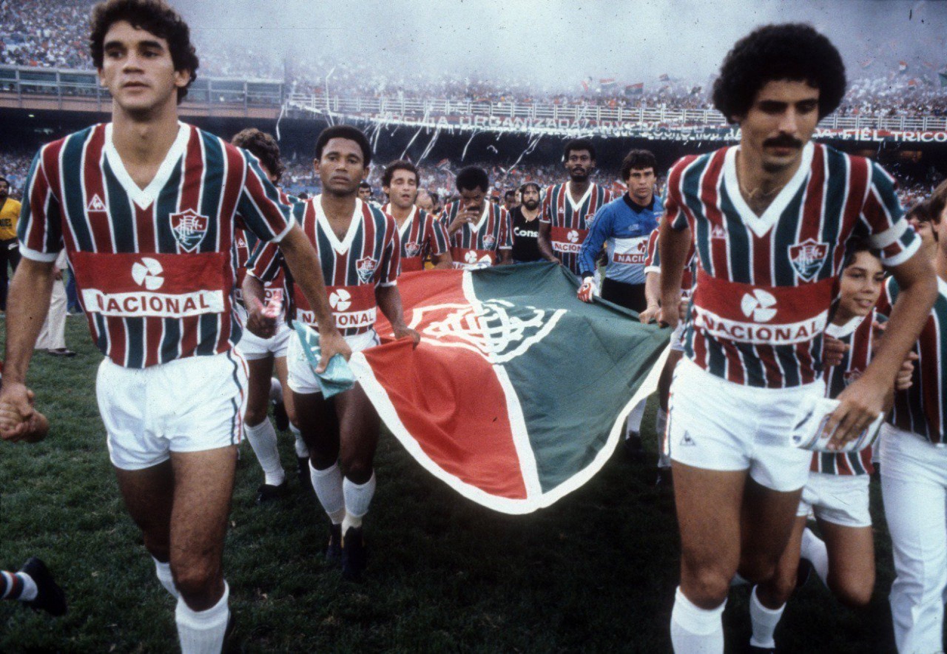 Elenco do Fluminense que foi campeão brasileiro de 1984 - Divulgação