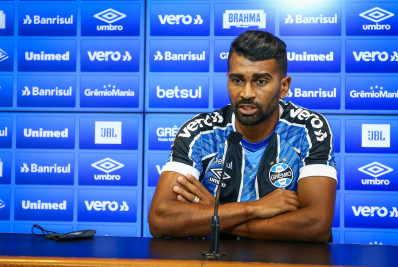 Fluminense fica perto de fechar contratação de volante do Grêmio