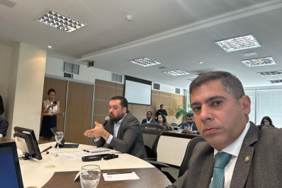 Dr Serginho (PL) participa de reunião da Educação com o governador Cláudio Castro (PL)