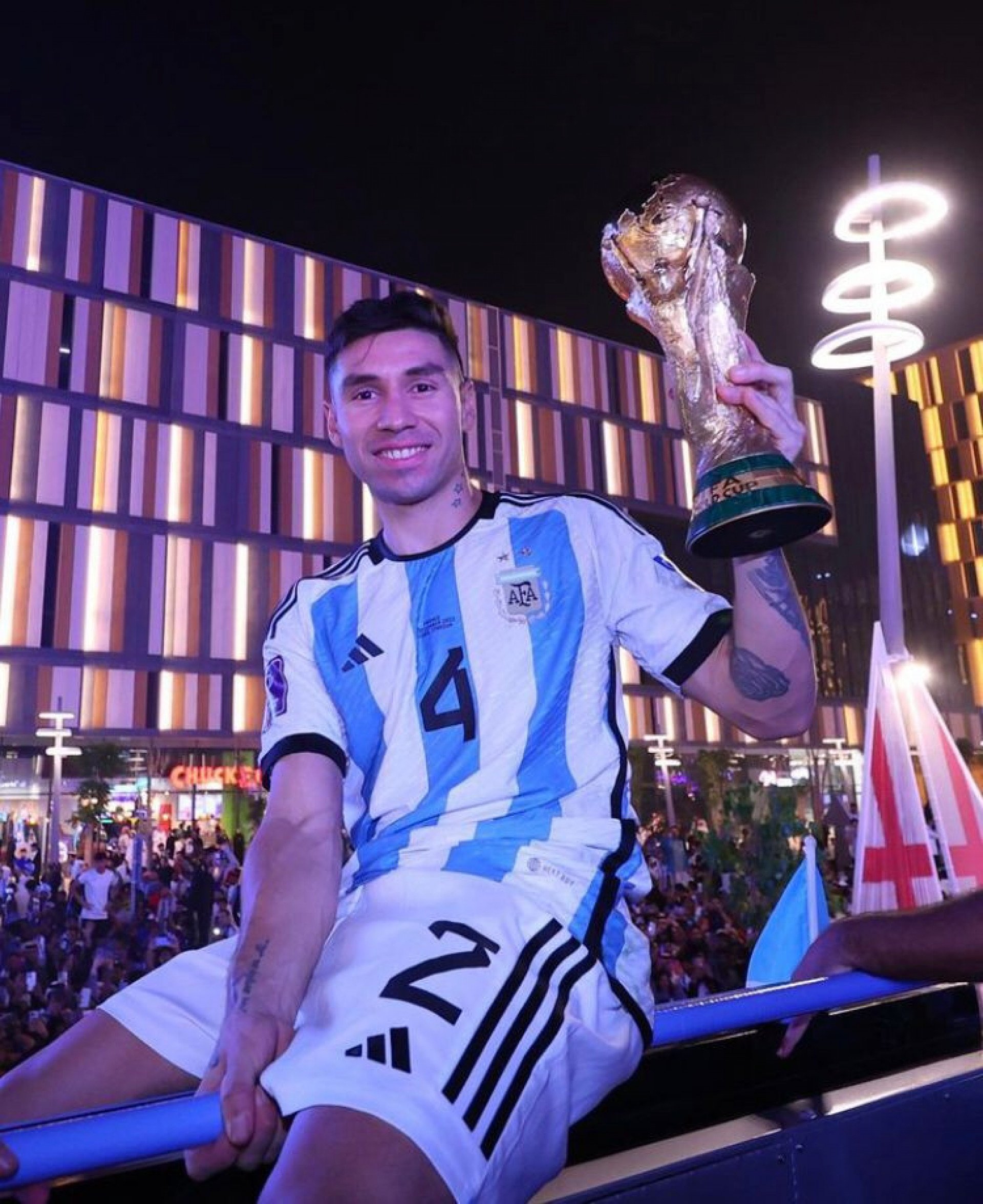 Gonzalo Montiel marcou, nos pênaltis, o gol do título mundial da Argentina no Catar - Foto: Reprodução/Redes sociais