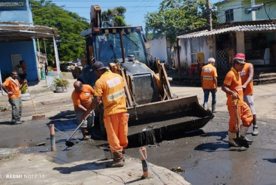 Prefeitura de Belford Roxo limpa ruas após temporal de quinta-feira