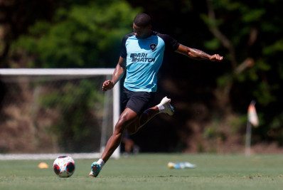 Fortaleza revela detalhes da venda de Júnior Santos ao Botafogo 