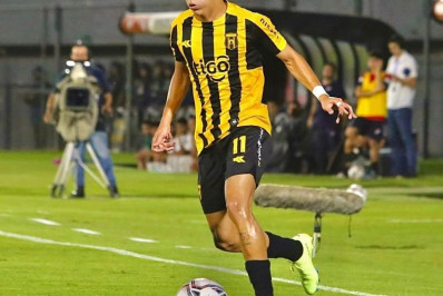 Matías Segovia comemora acerto com o Botafogo: 'Sigo sem acreditar'