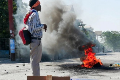 Governo concede visto de residência temporária para haitianos