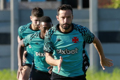 Clube da Série B encaminha contratação de Nenê, ex-Vasco