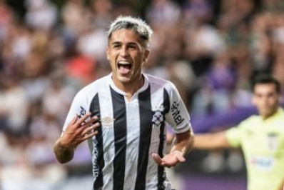 Reforço do Botafogo, Diego Hernández comemora acerto com o clube: 'Muito feliz'