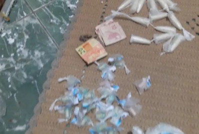 Jovens são presas por tráfico de drogas em Porto Real