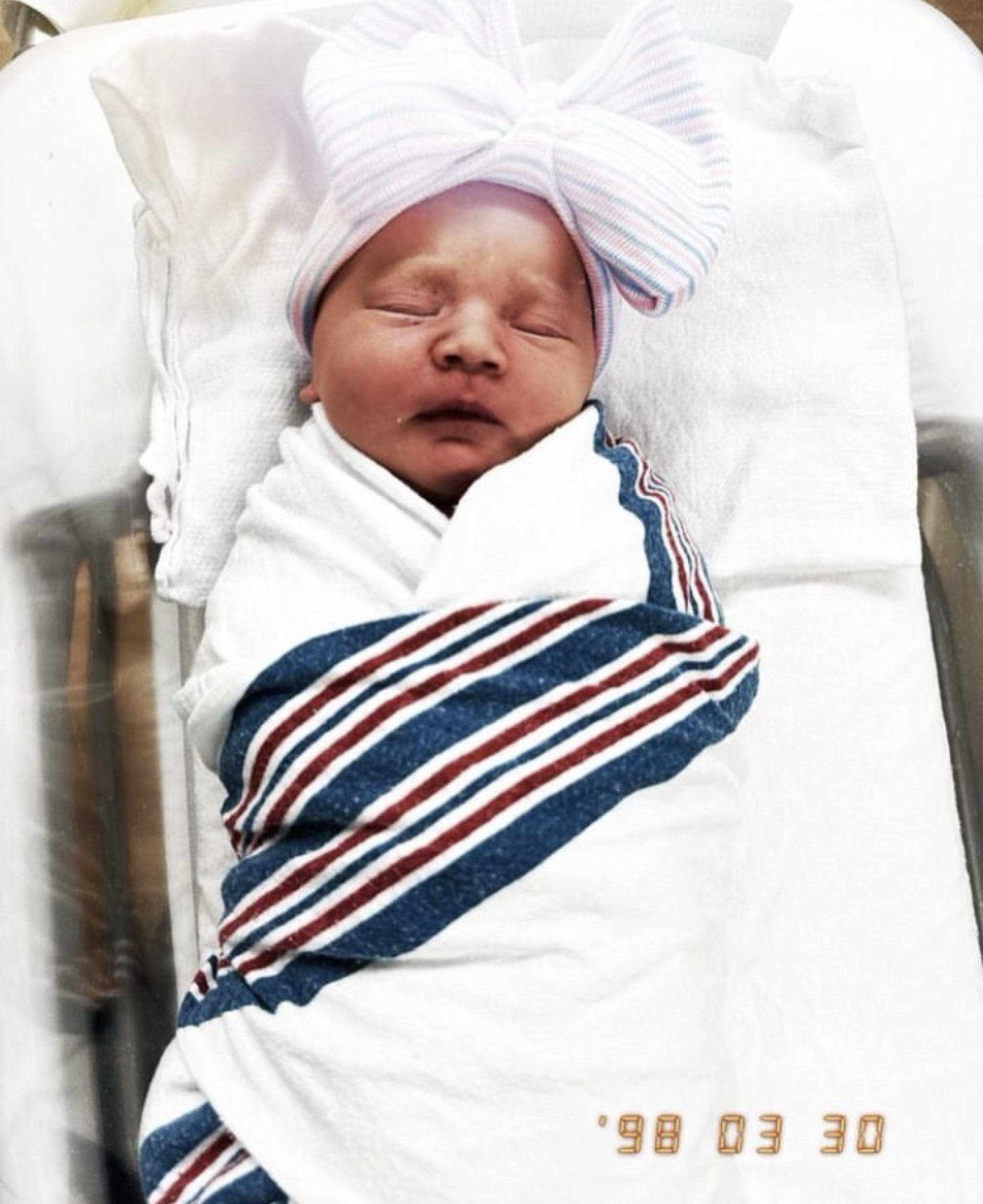 Matilda, filha de Kaley Cuoco e Tom Pelphrey - Reprodução / Instagram