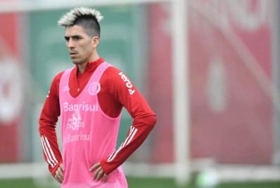 Embriagado, ex-Internacional se envolve em acidente e tenta fugir, mas acaba detido pela polícia